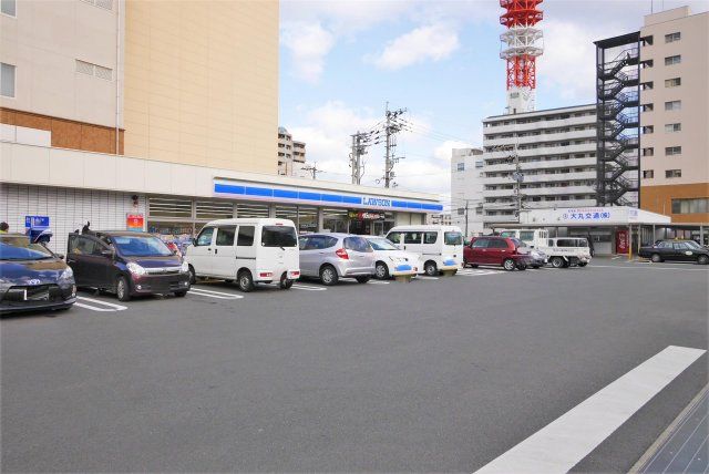 ローソン小倉江南町西店(300m)