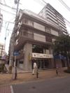 ファミール西新の外観