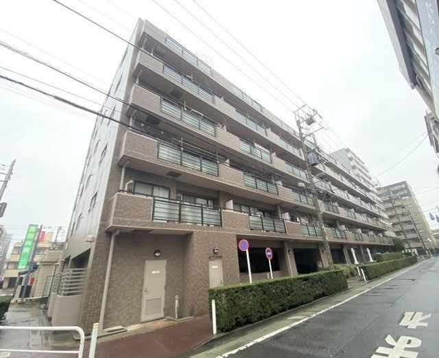 コスモ高島平駅前の外観画像