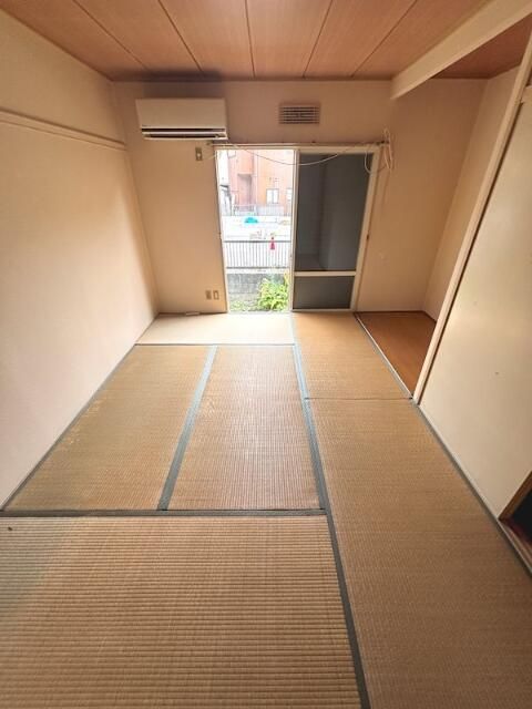 ベッドルーム