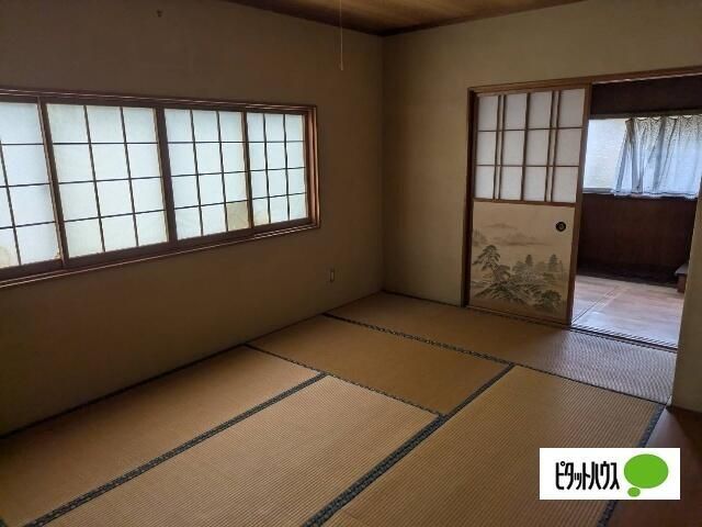ベッドルーム