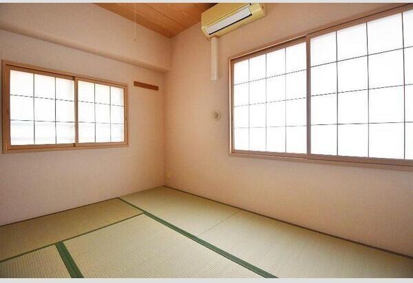 ベッドルーム