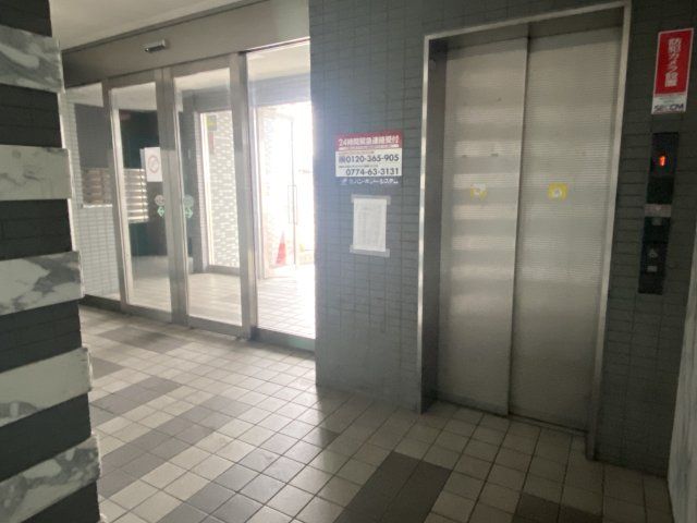 ロビー
