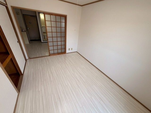 ベッドルーム