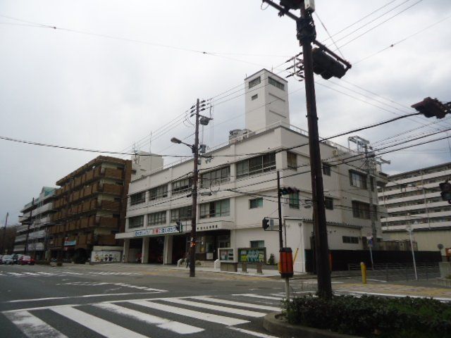 近くに施設あり