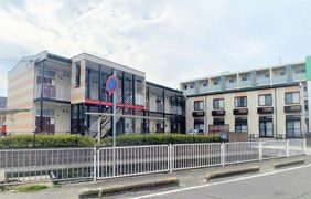 レオパレスカリヨ尼崎の外観画像