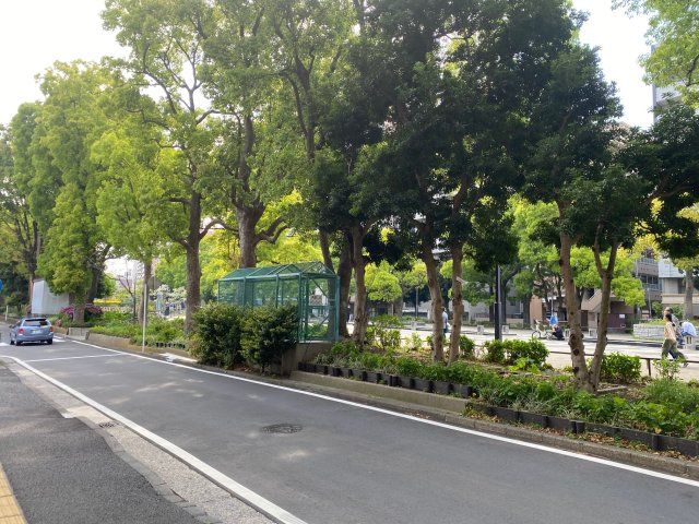 近くに施設あり