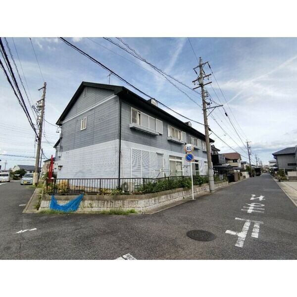 ロイヤルハイツナガオ1.2の外観画像