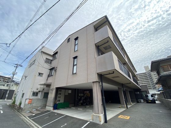 オマージュ庚午の外観画像