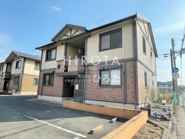 アルティスタ E棟の外観画像