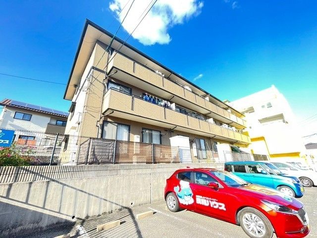 アイリス川手の外観画像