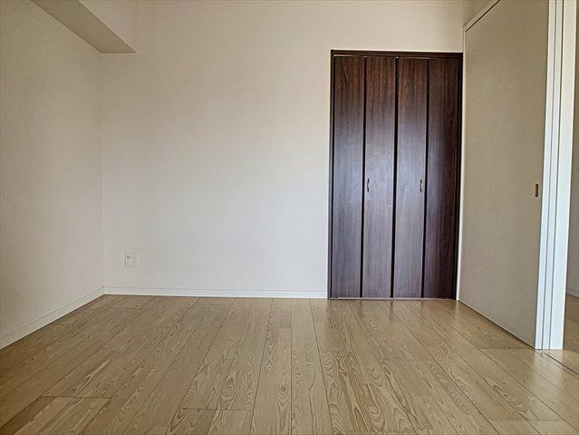 ベッドルーム