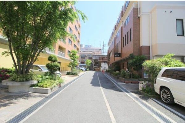 近くに施設あり