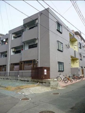 エリーナハイツ西新東1の外観画像