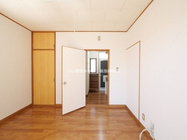 ベッドルーム