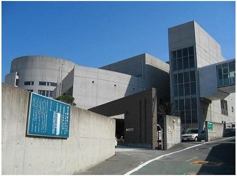 門司中央小学校(570m)