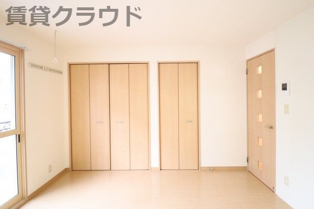 ベッドルーム