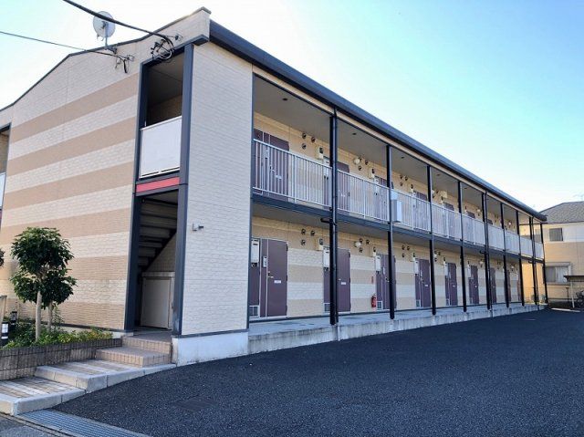 レオパレスフルールの外観画像