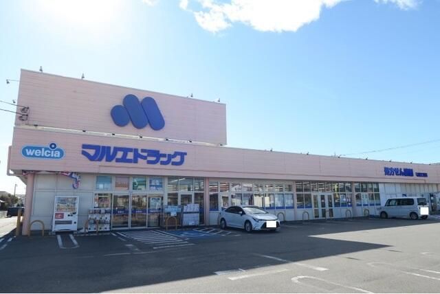 近くに施設あり