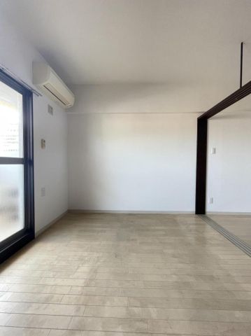ローソン/小倉三萩野店 (90m)