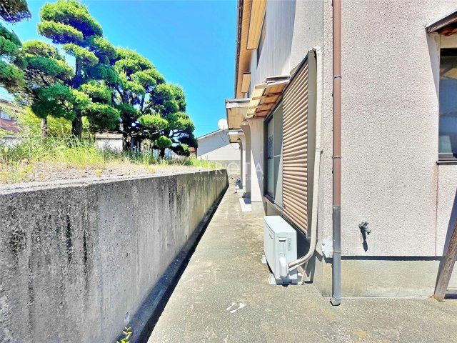 フードウェイ中間店(1290m)