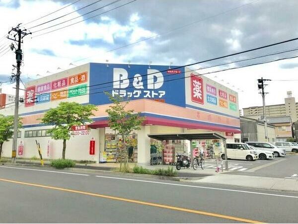 近くに施設あり