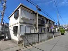 ファミーユ関谷の外観画像