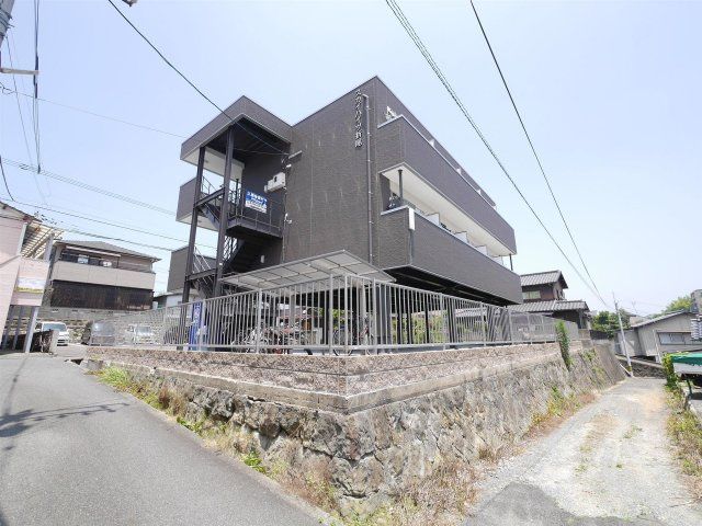 スカイハイツ折尾の外観画像