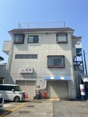 スカイビルの外観画像