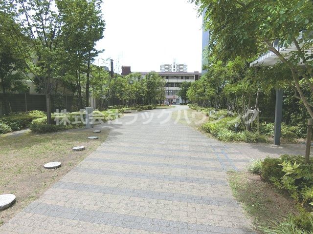 近くに施設あり