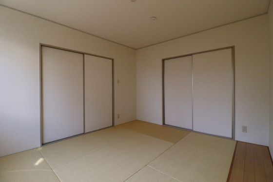 ベッドルーム