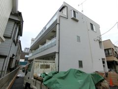 リブリ・セント ファミリアの外観画像