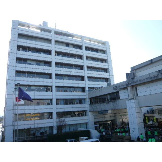役所「沼津市役所まで8588m」