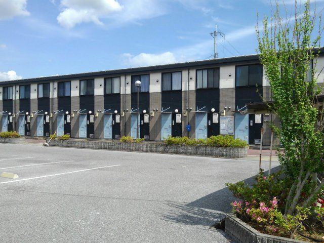 レオパレスレイクウエストの外観画像