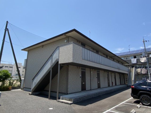 エバーグリーンコート山中の外観画像