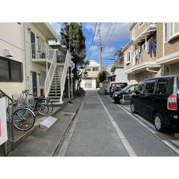 近くに施設あり