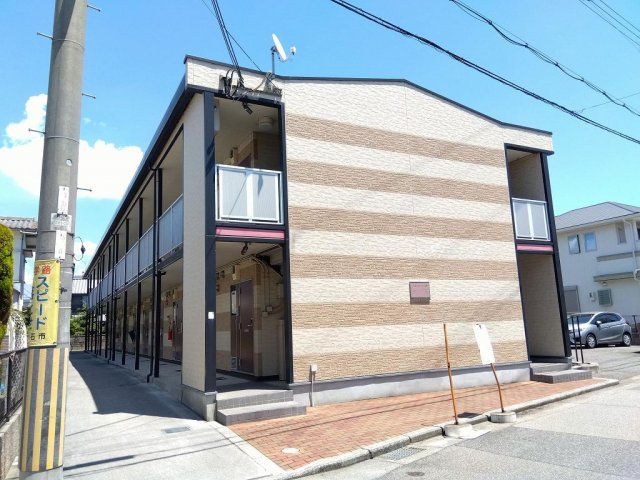 レオパレスM ヴィアージュの外観画像