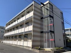 レオパレス早苗の外観画像