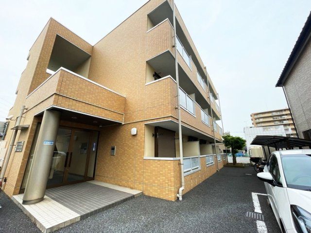 ロイヤルハイツFUJIの外観画像
