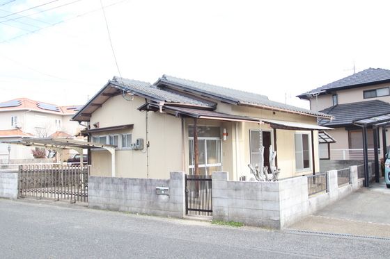 兼基平屋貸家の外観画像