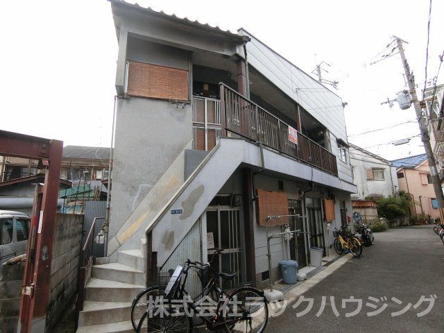 門真市石原町テラスハウスの外観画像