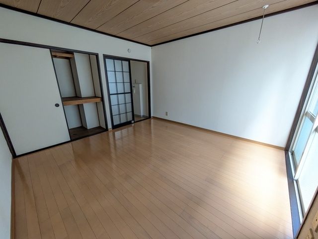 洋室