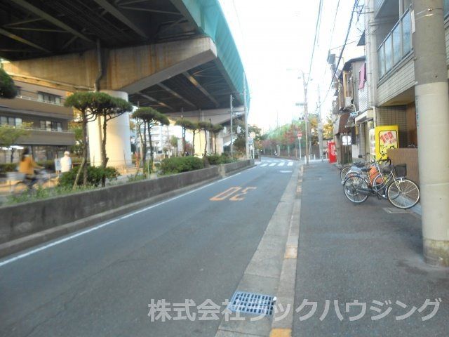 近くに施設あり