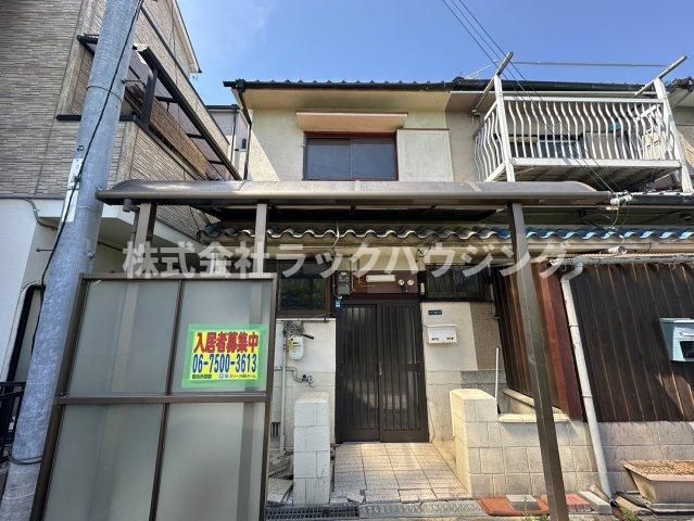 西三荘テラスの外観画像