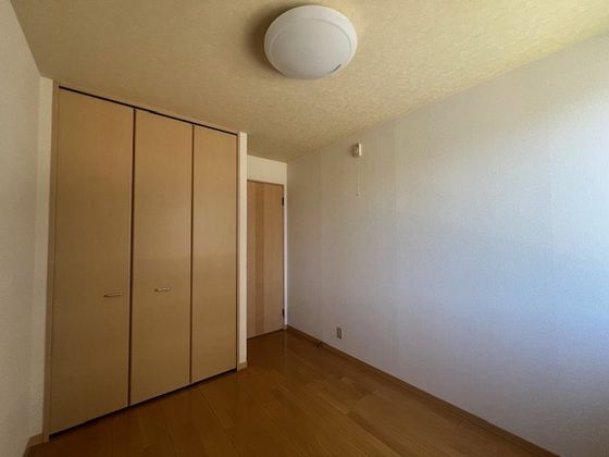 ベッドルーム