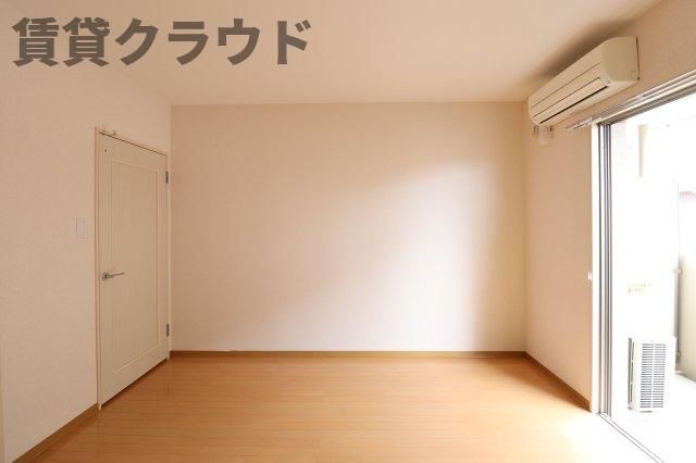 ベッドルーム