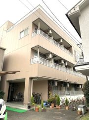 アドレ国立の外観画像