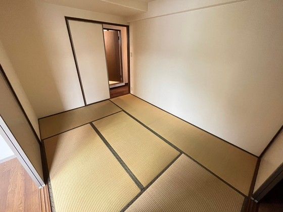 ベッドルーム
