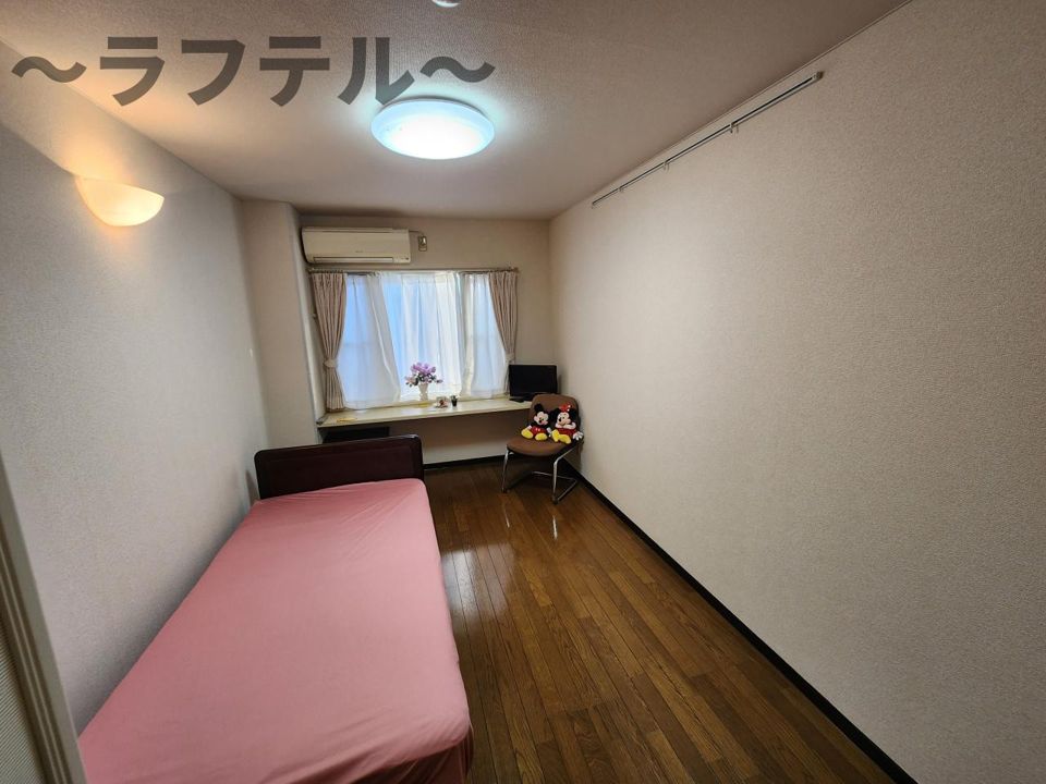 ベッドルーム