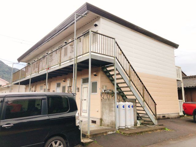 サンハイツ諏訪の外観画像